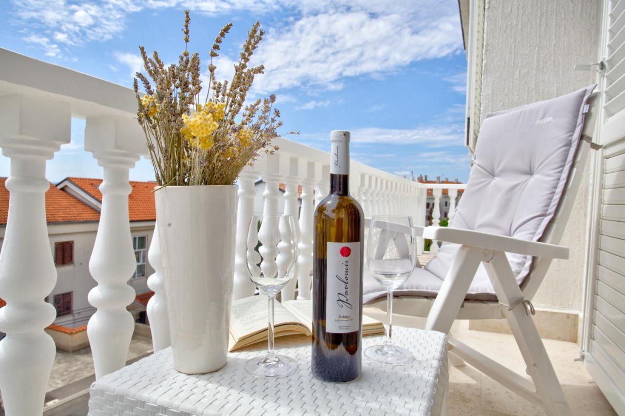 Anmarie Apartments Crikvenica Buitenkant foto