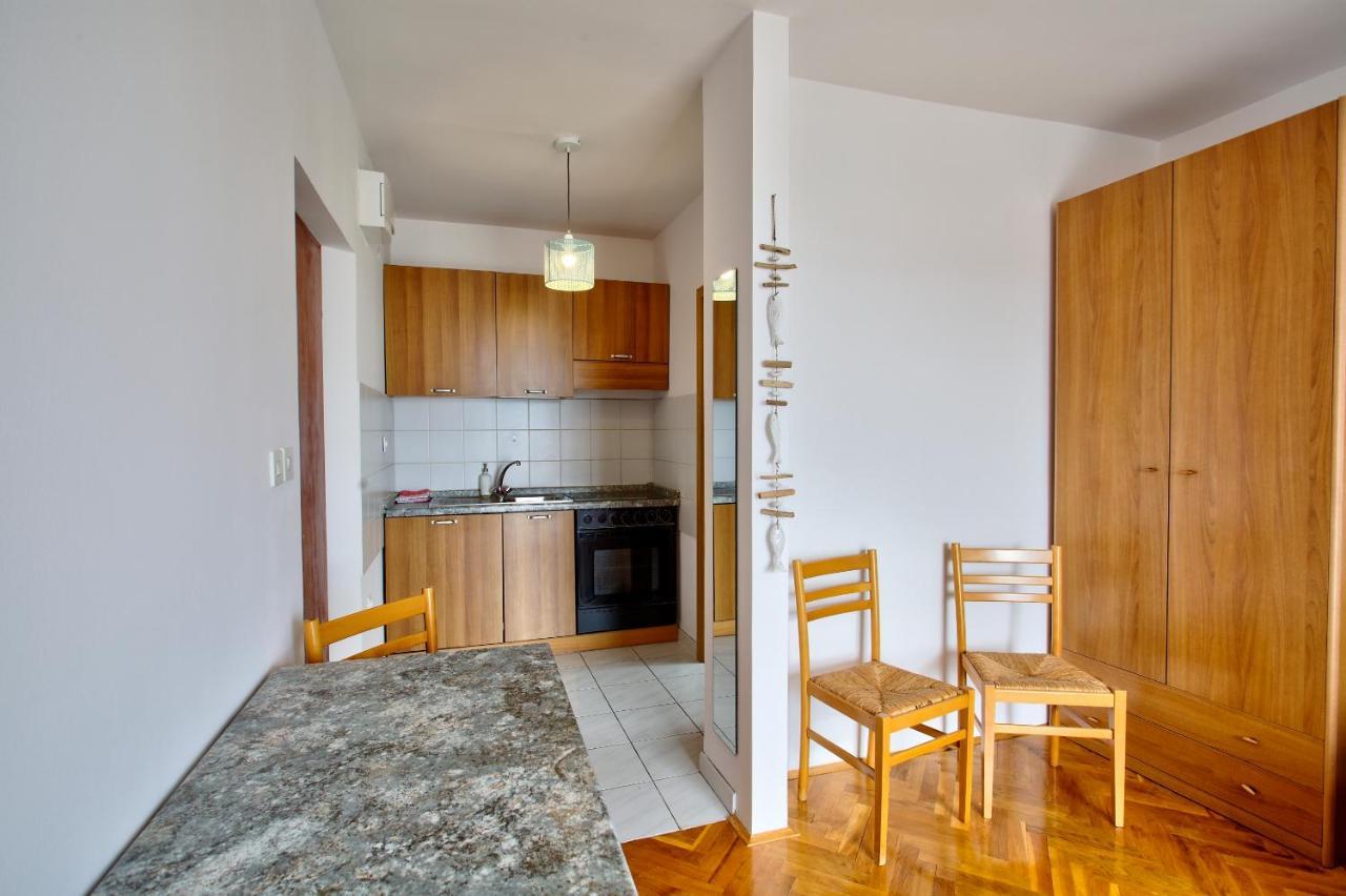 Anmarie Apartments Crikvenica Buitenkant foto