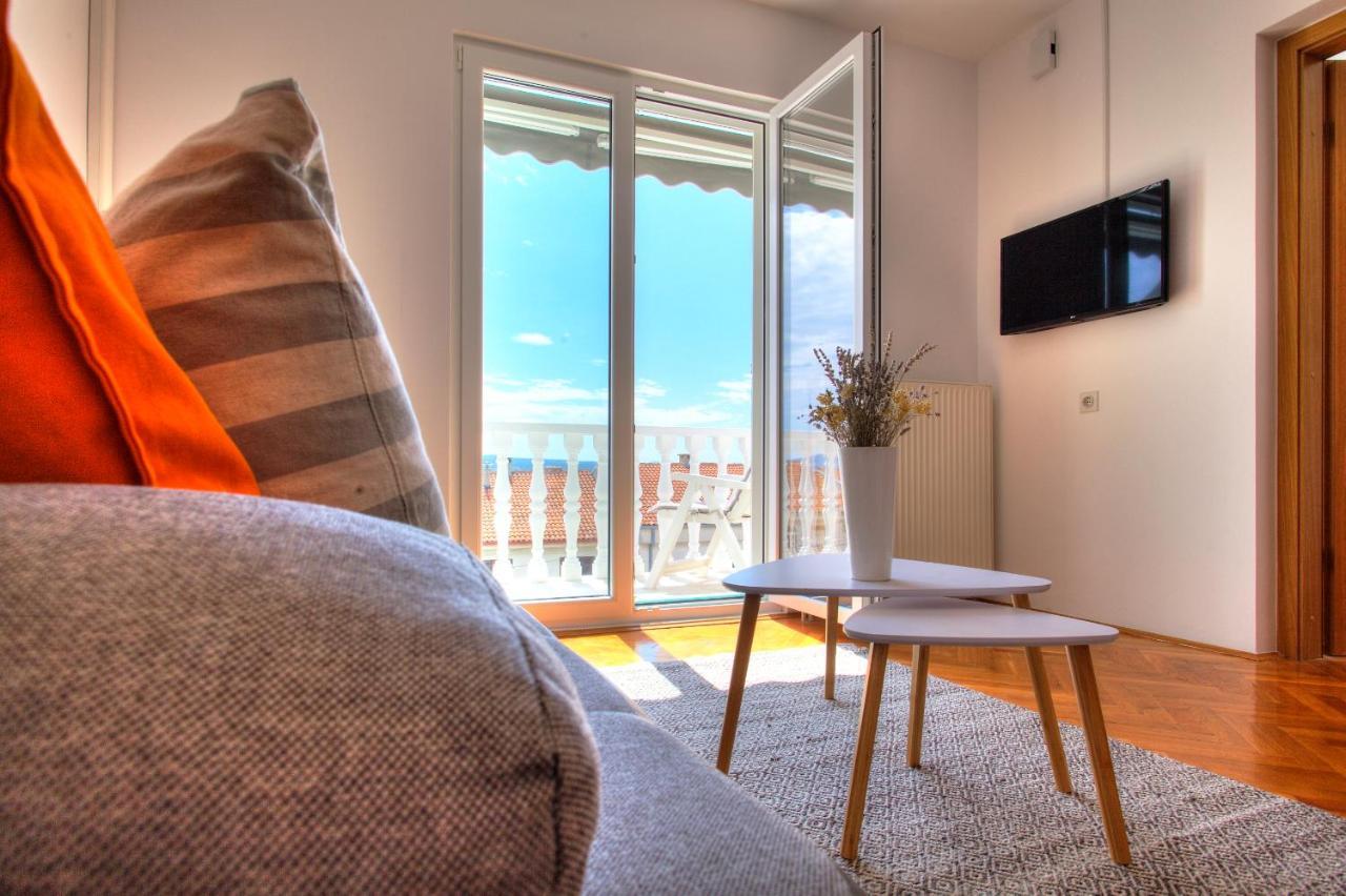 Anmarie Apartments Crikvenica Buitenkant foto