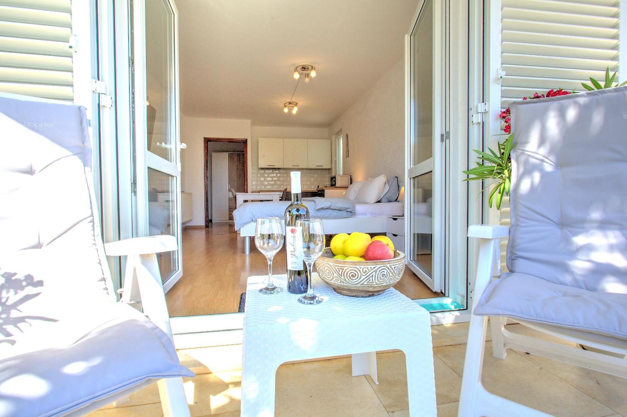 Anmarie Apartments Crikvenica Buitenkant foto