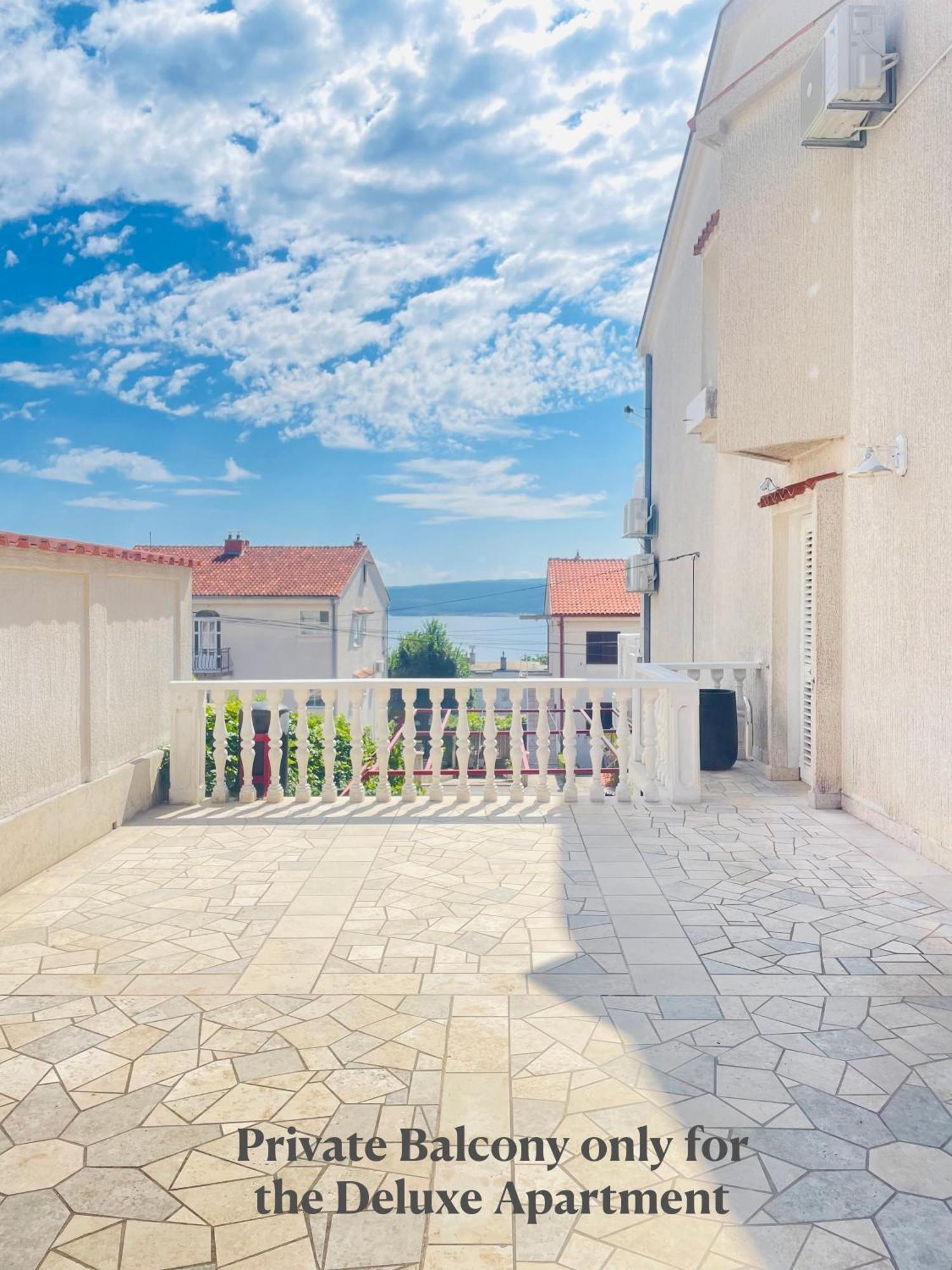 Anmarie Apartments Crikvenica Buitenkant foto